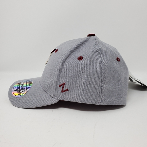 NHL Phoenix Coyotes Men's Zephyr Breakaway Cap - Picture 3 of 9